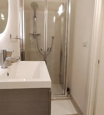 Vespri 8 Apartment